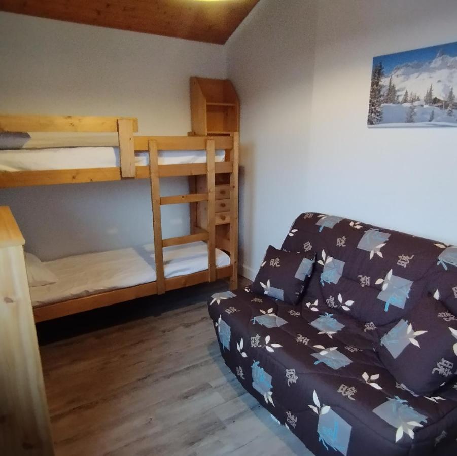 Superbe Appartement Tout Confort Lyaud Exterior photo