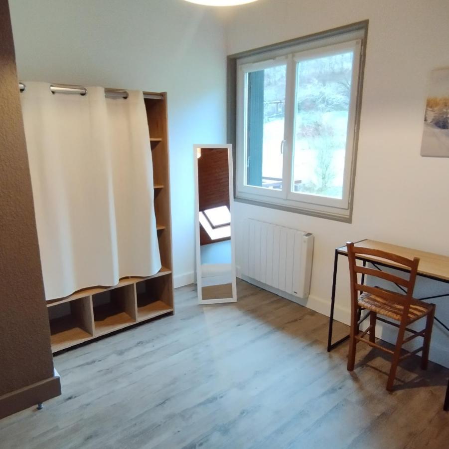 Superbe Appartement Tout Confort Lyaud Exterior photo